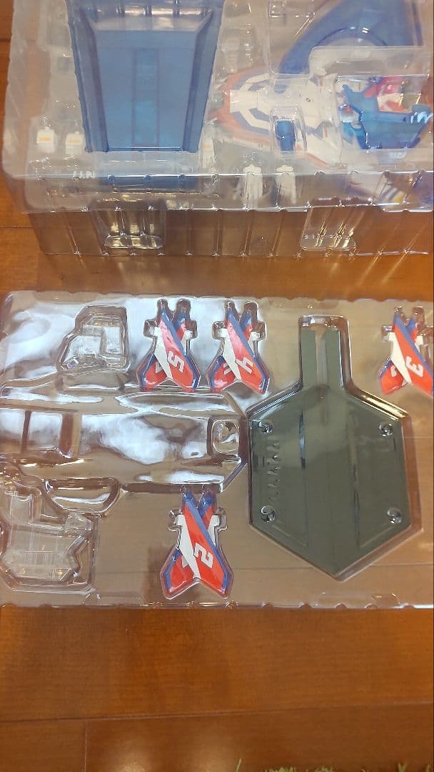 DX超合金　VF-1A バルキリー エンジェルバード 40周年記念モデル