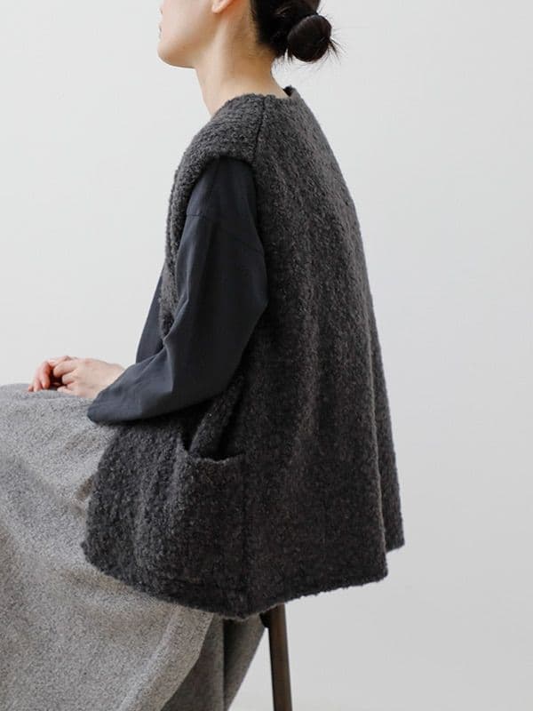 2025年今季evam evaアルパカ　ウールベストМ　スミ色