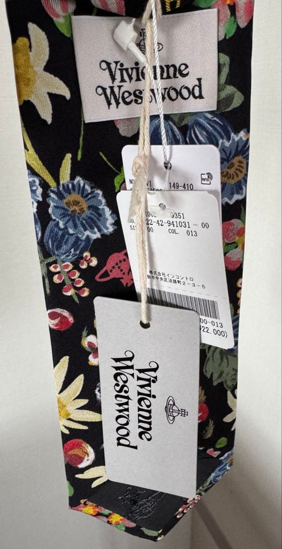新品未使用タグ付✴︎VivienneWestwoodシルク100%ネクタイ