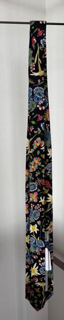 新品未使用タグ付✴︎VivienneWestwoodシルク100%ネクタイ