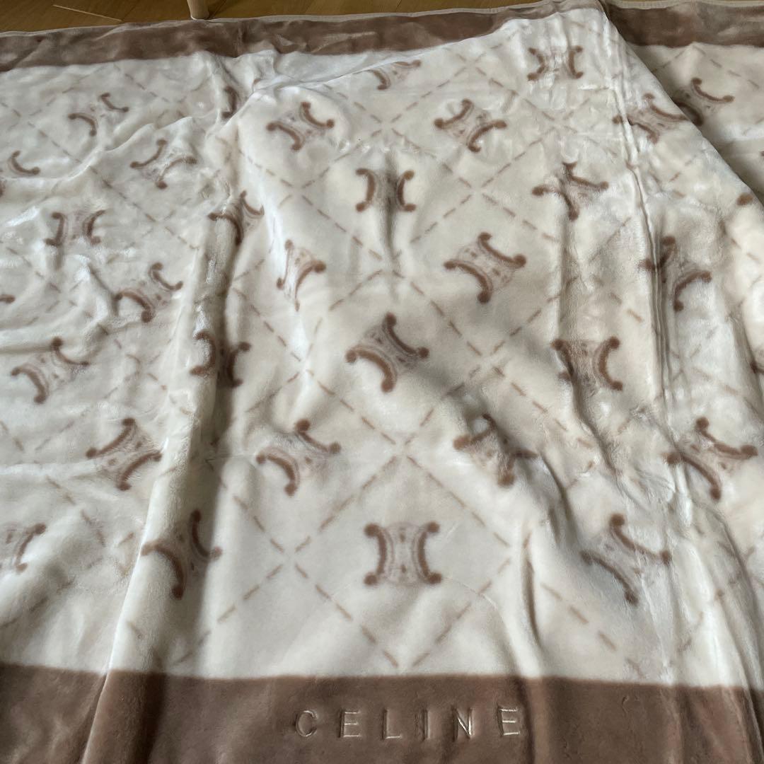 セリーヌアクリルハーフケット　トリオンフ