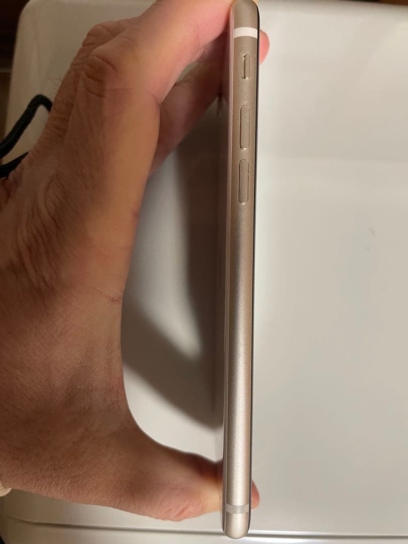 iPhone SE 3 スターライト 白色 64GB （ジャンク）初期設定済み