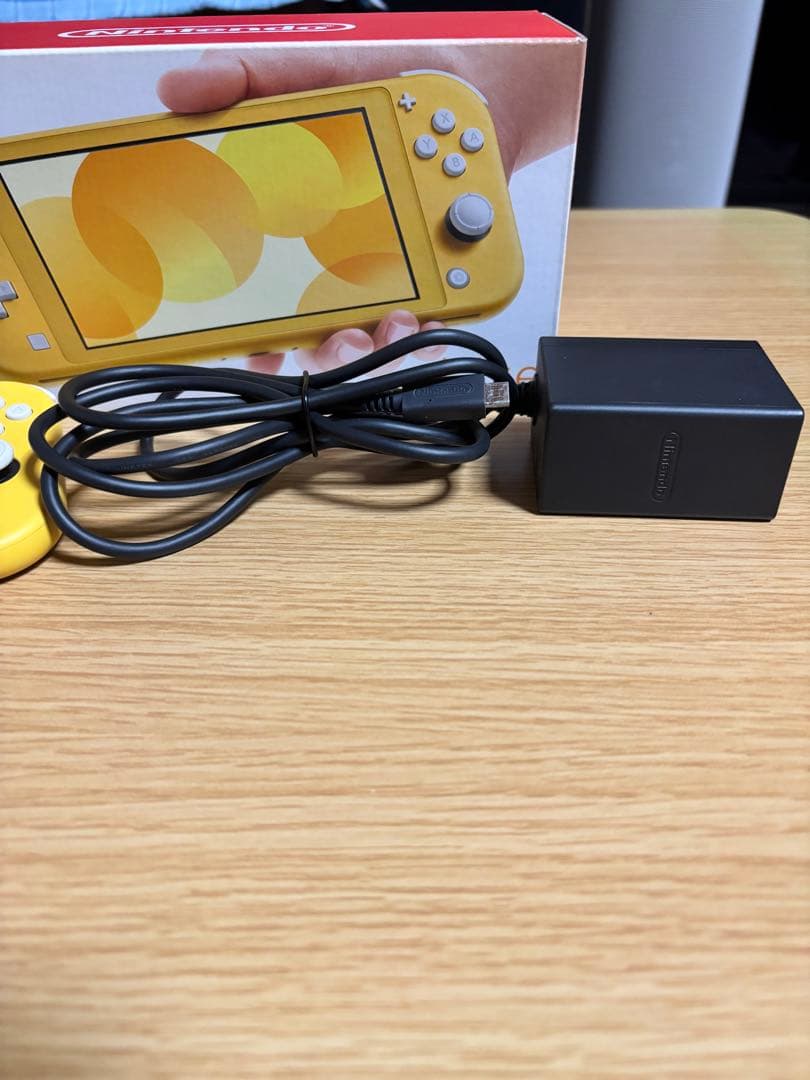 【星】Nintendo Switch Lite イエロー