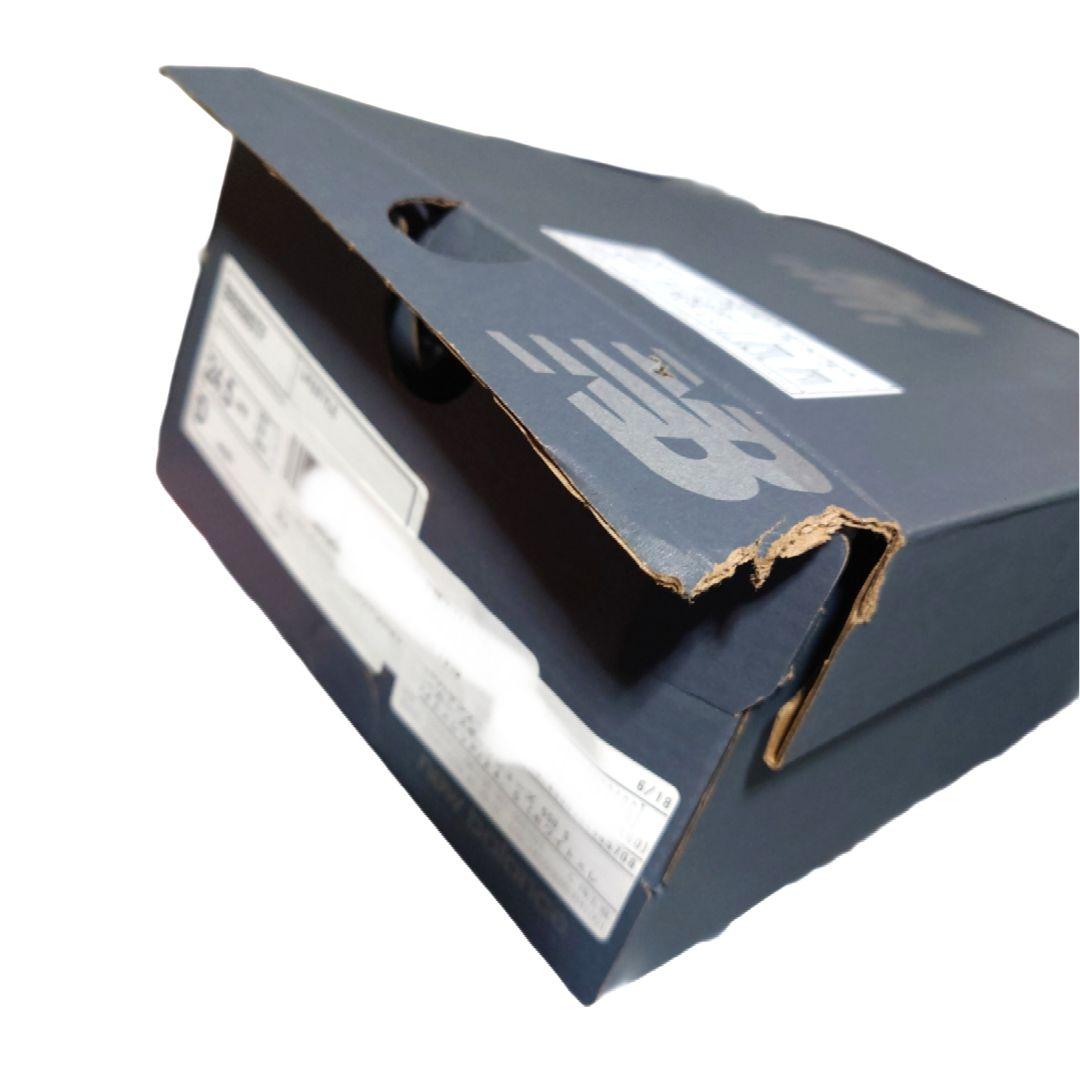 新品✨ニューバランス 550 白赤 24.5cm 人気カラー 定番スニーカー