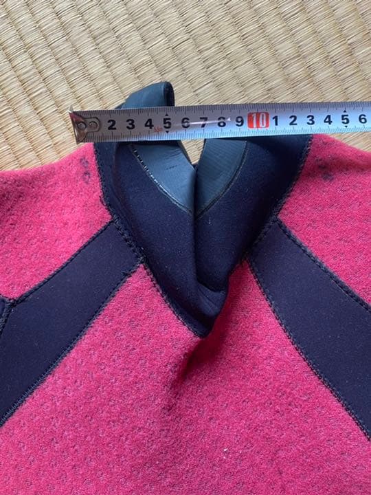 【値下げしました！】Santa Cruz セミドライウェットスーツ