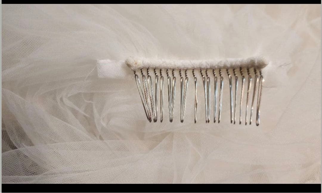 インポートウェディングベールDemetrios 約3mロングトレーン　匿名送込