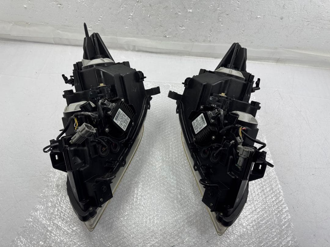 迅速/日産フーガY51 前期 HIDヘッドライト左右 100-23035