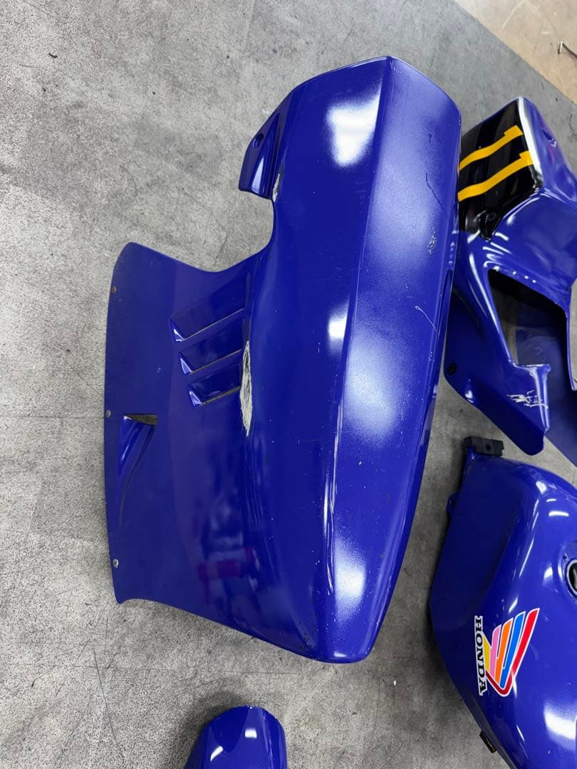 nsr250r mc21 FRPレーシングカウル　タンク　セット　らんまる