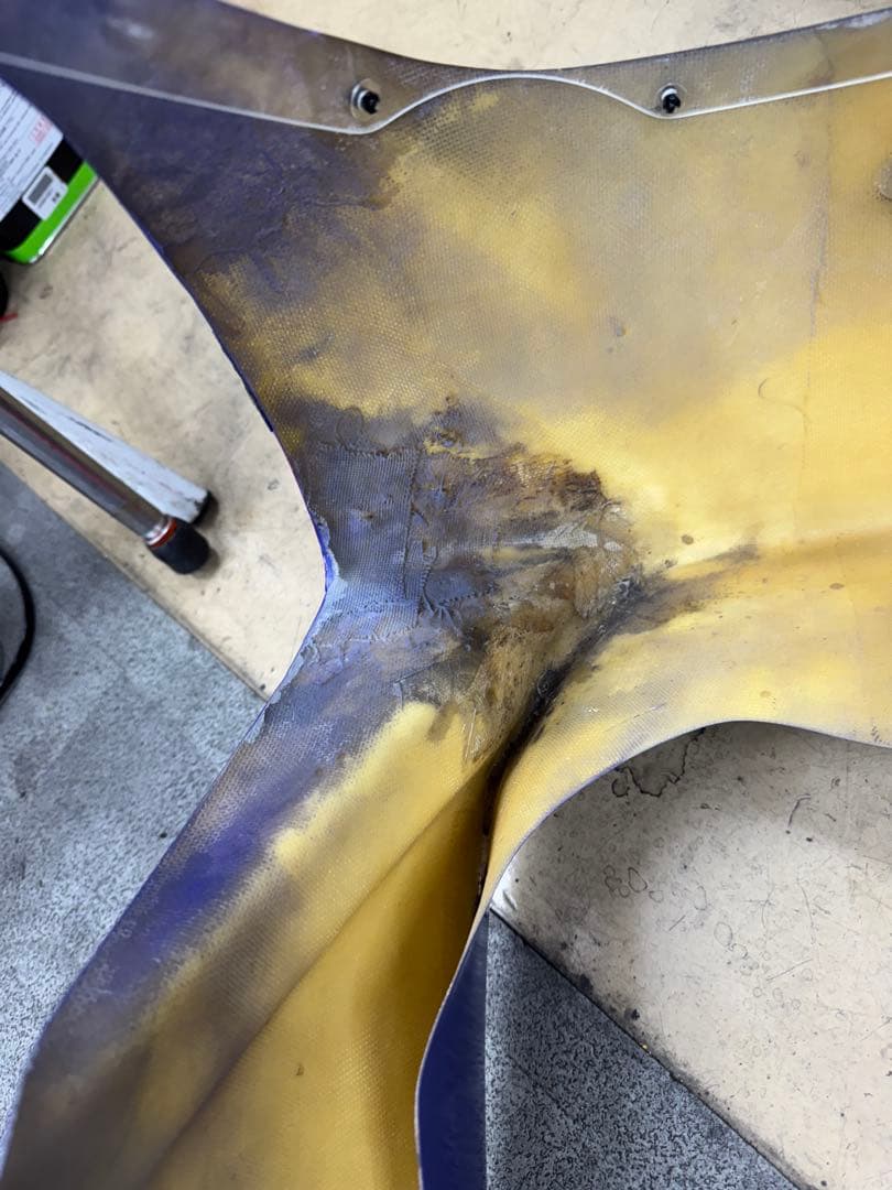 nsr250r mc21 FRPレーシングカウル　タンク　セット　らんまる