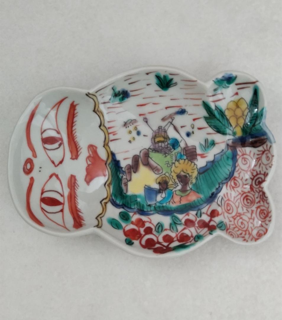 田辺京子さん　魚型小皿