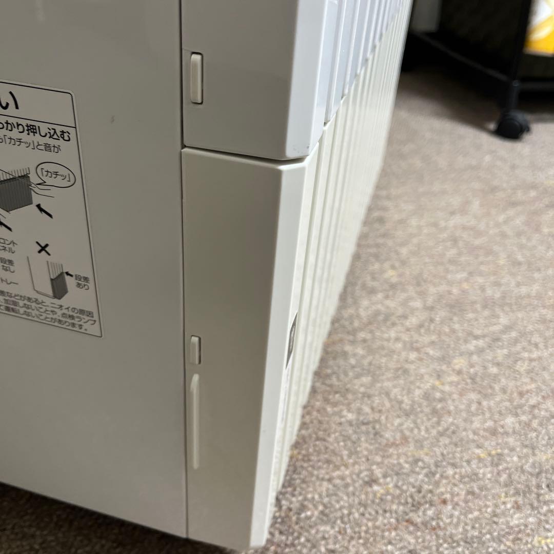 16　パナソニック 気化式加湿機 FE-KXP20