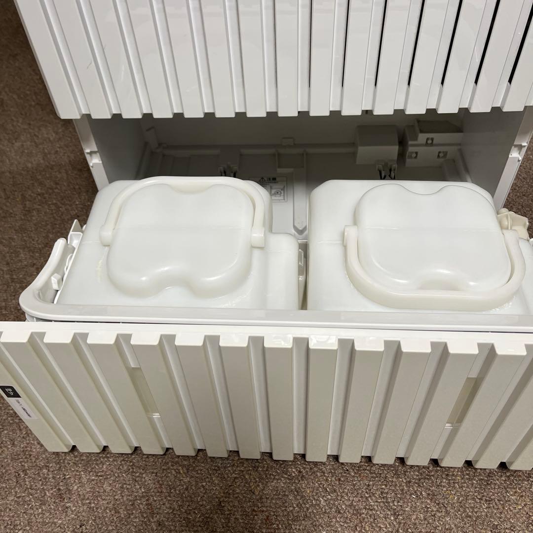 16　パナソニック 気化式加湿機 FE-KXP20