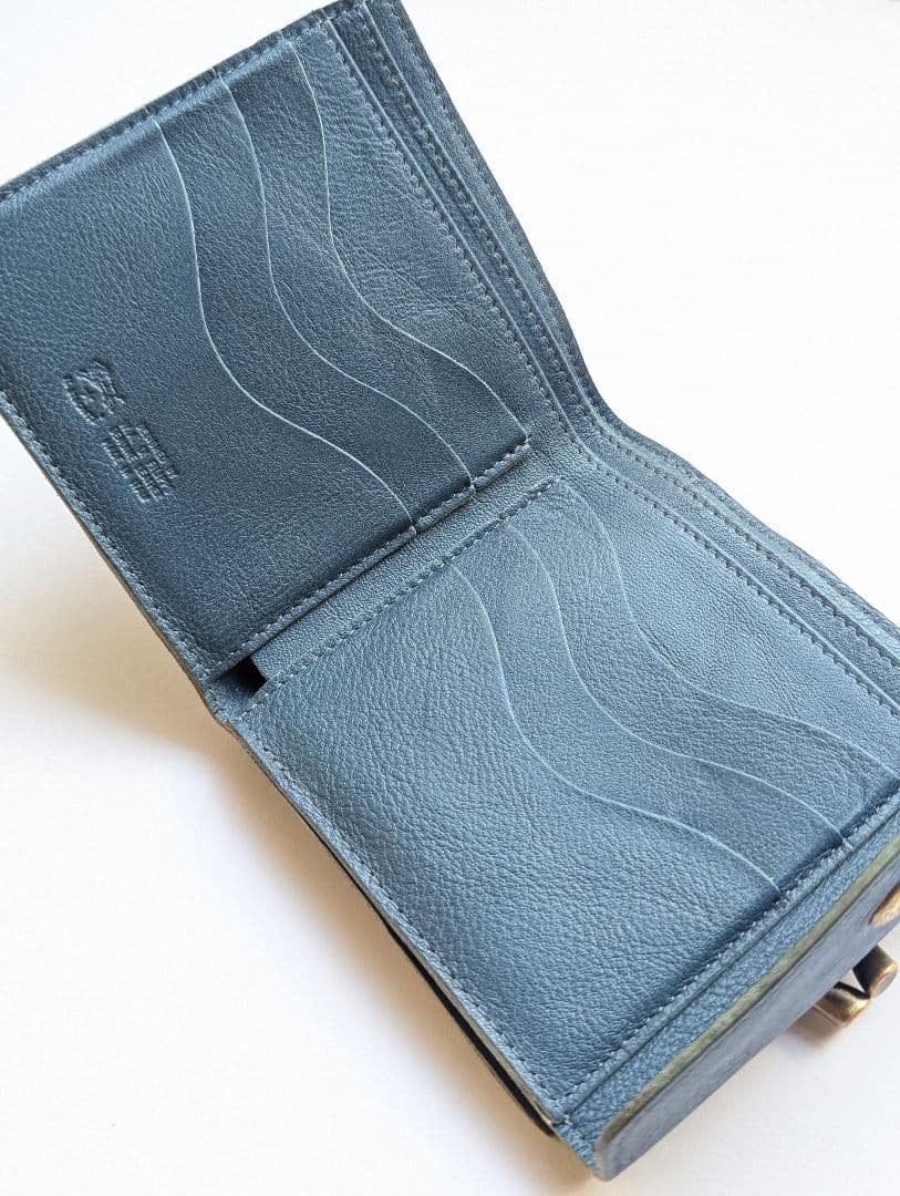 イルビゾンテ【限定色デニムブルー】2つ折り財布 がま口 シボ加工 希少 男女兼用