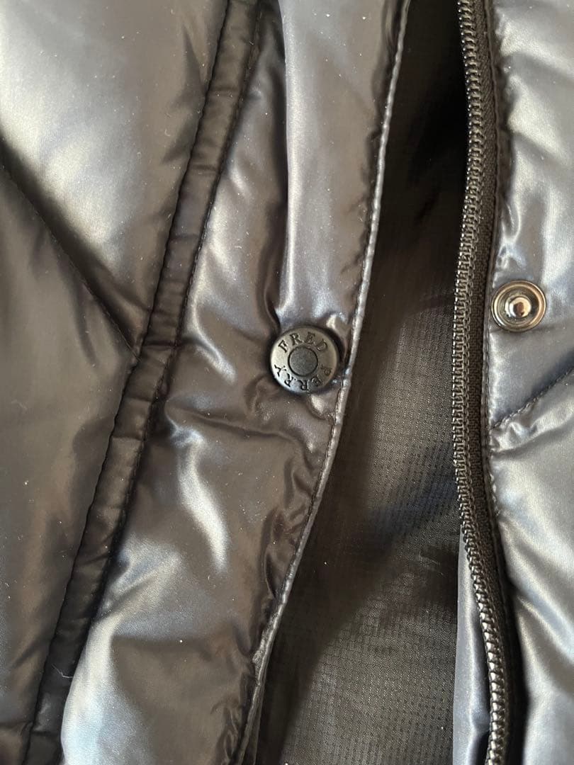 FRED PERRY フレッドペリー　リアルファー付きダウンベスト　PERTEX