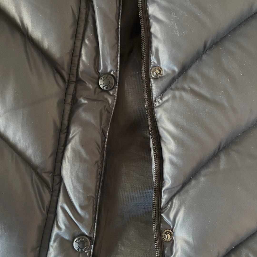 FRED PERRY フレッドペリー　リアルファー付きダウンベスト　PERTEX
