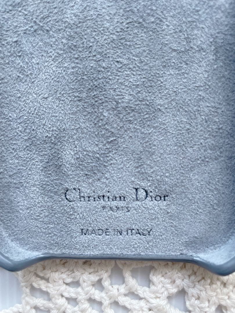 美品DIOR レディディオール　iPhone15 プロ　ケース　クラウドブルー