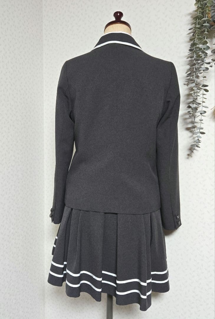 専用　美品　DECORA PINKYS　セットアップ　170　グレー　卒服