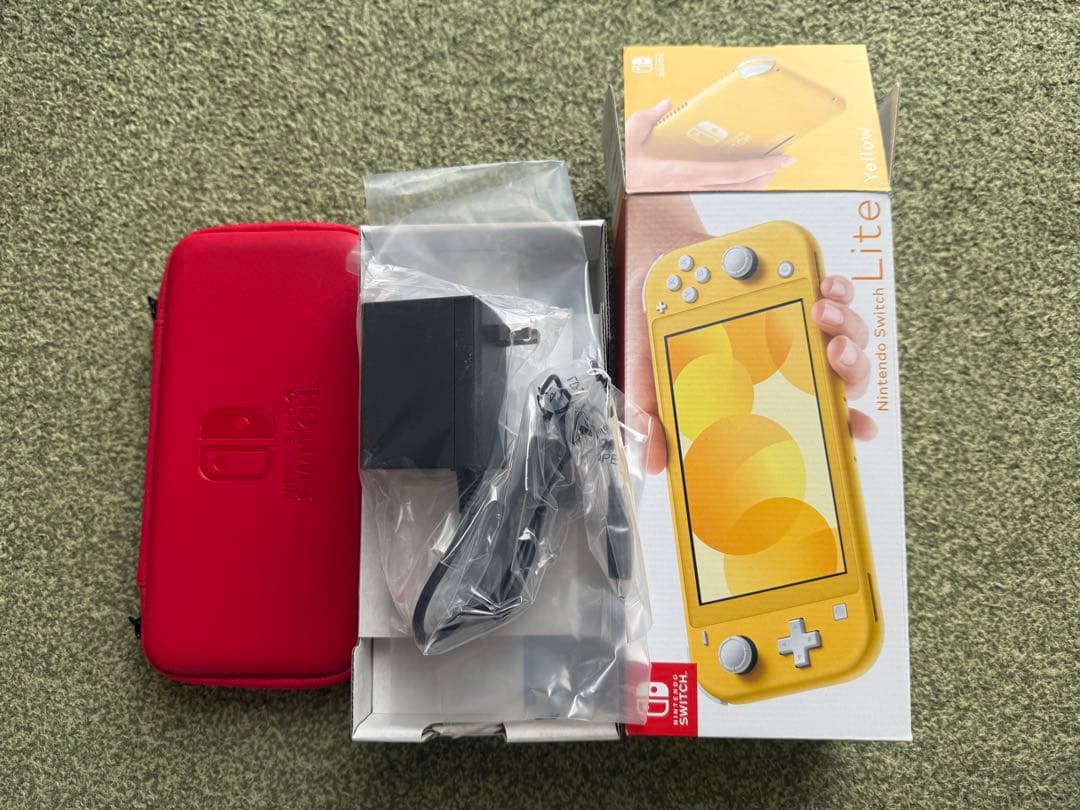 Nintendo Switch Lite イエロー 充電器&ケース付