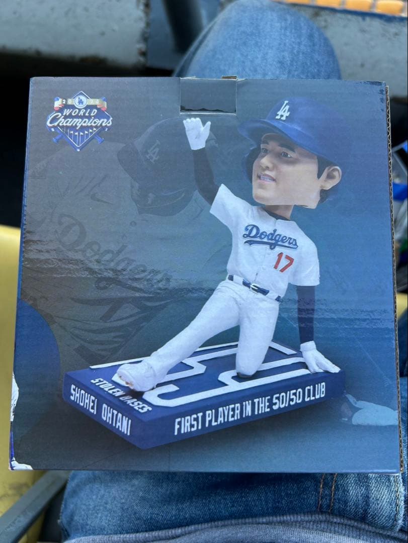 大谷翔平　50/50盗塁王記念ボブルヘッド