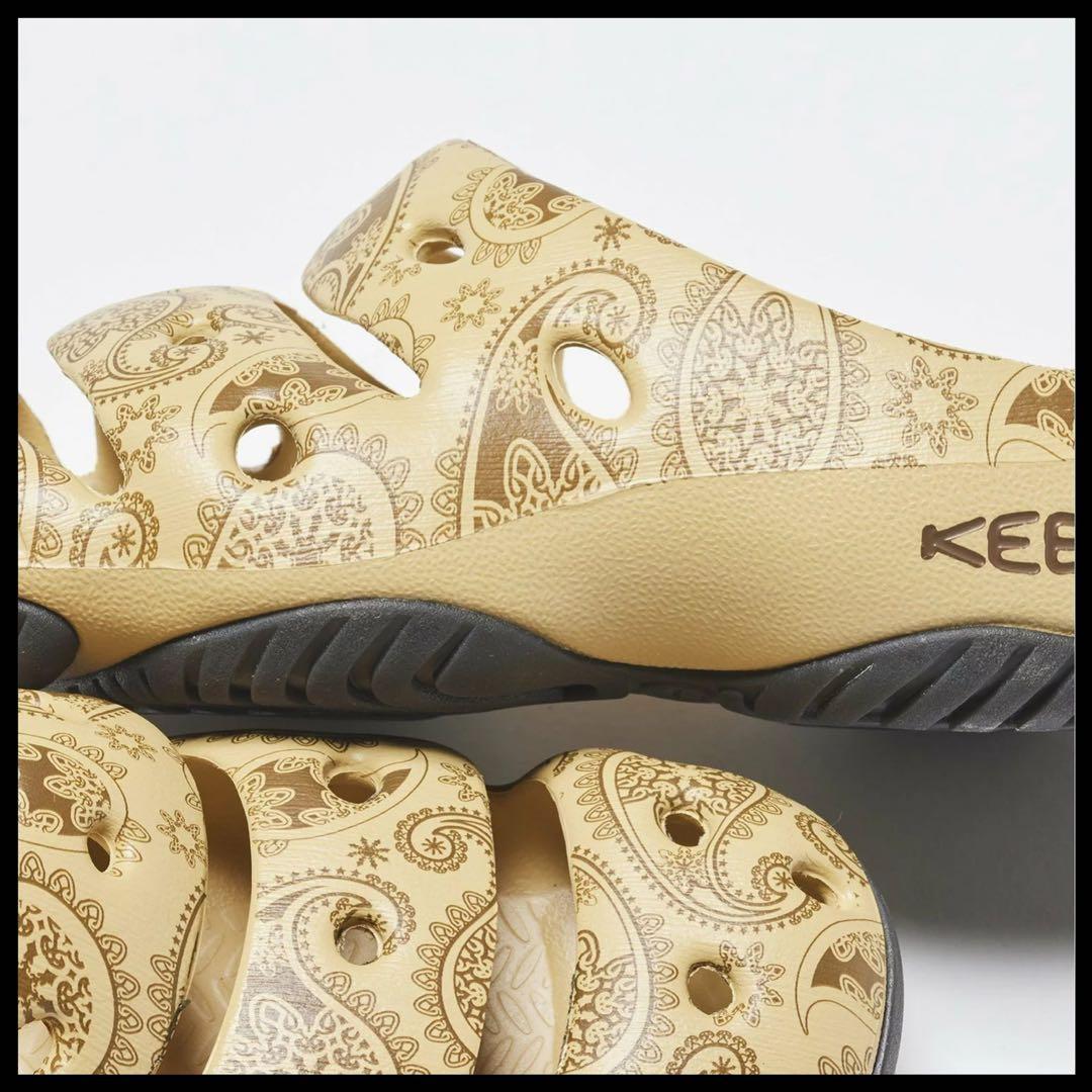 キーン KEEN ヨギ アーツ カフェラテペイズリー 27.0㎝