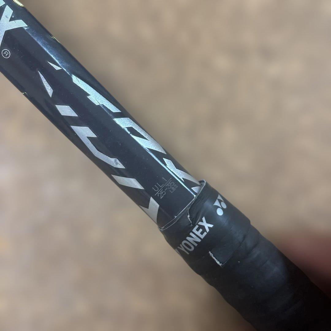 中古ボルトレイジ7VテニスラケットUL1ガットハイジャパ激レアステッカー28