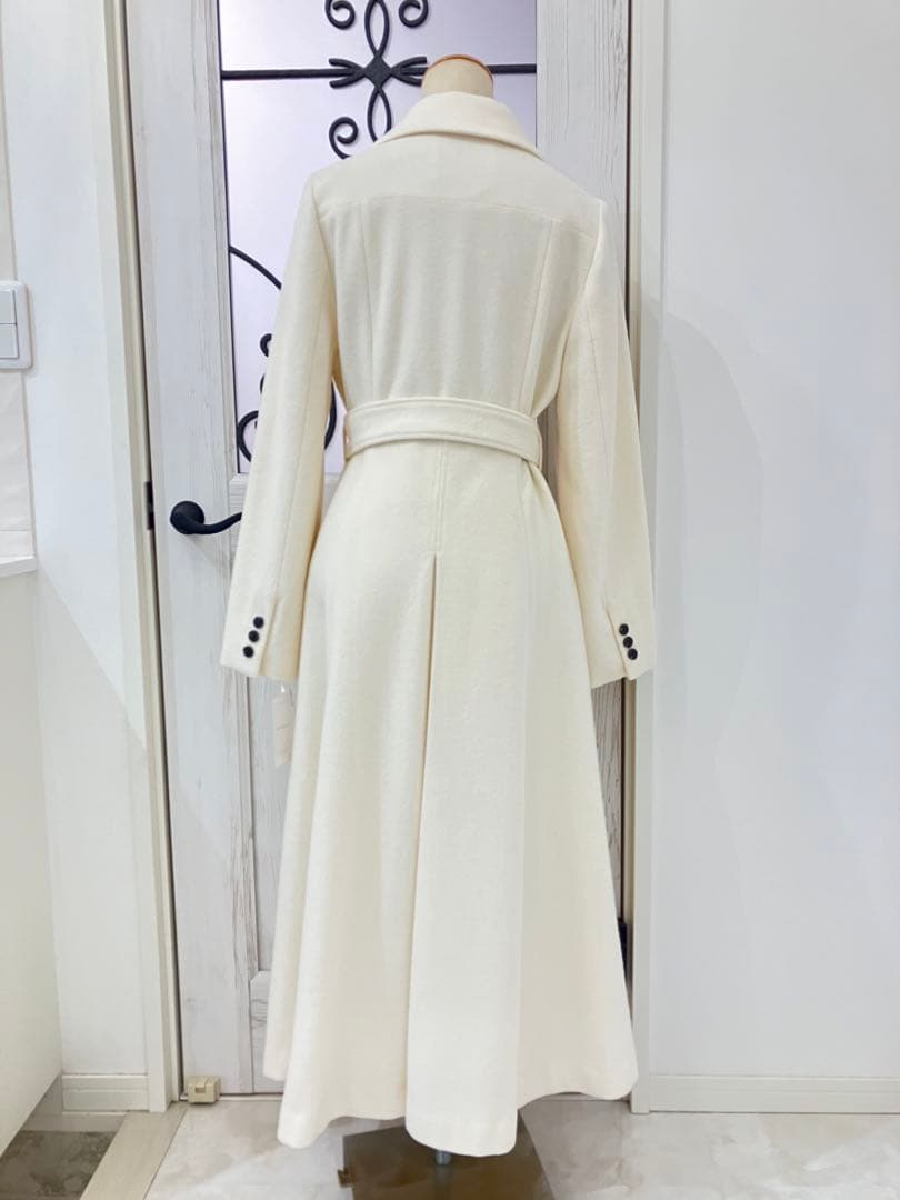 アンドクチュール　ホワイト ダブルブレスト ロングコート　38