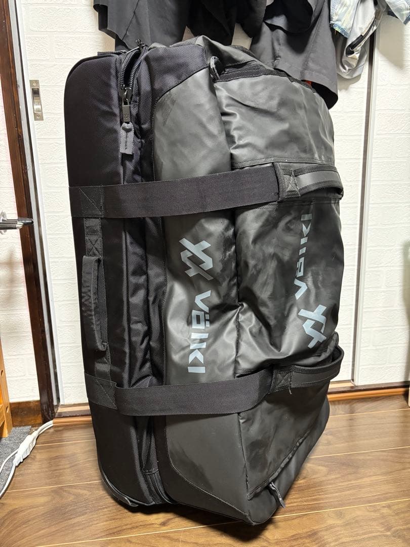 フォルクルスキー　キャリーバック120リットル