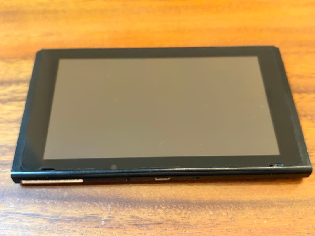 Nintendo Switch 本体 赤・青ジョイコン付き