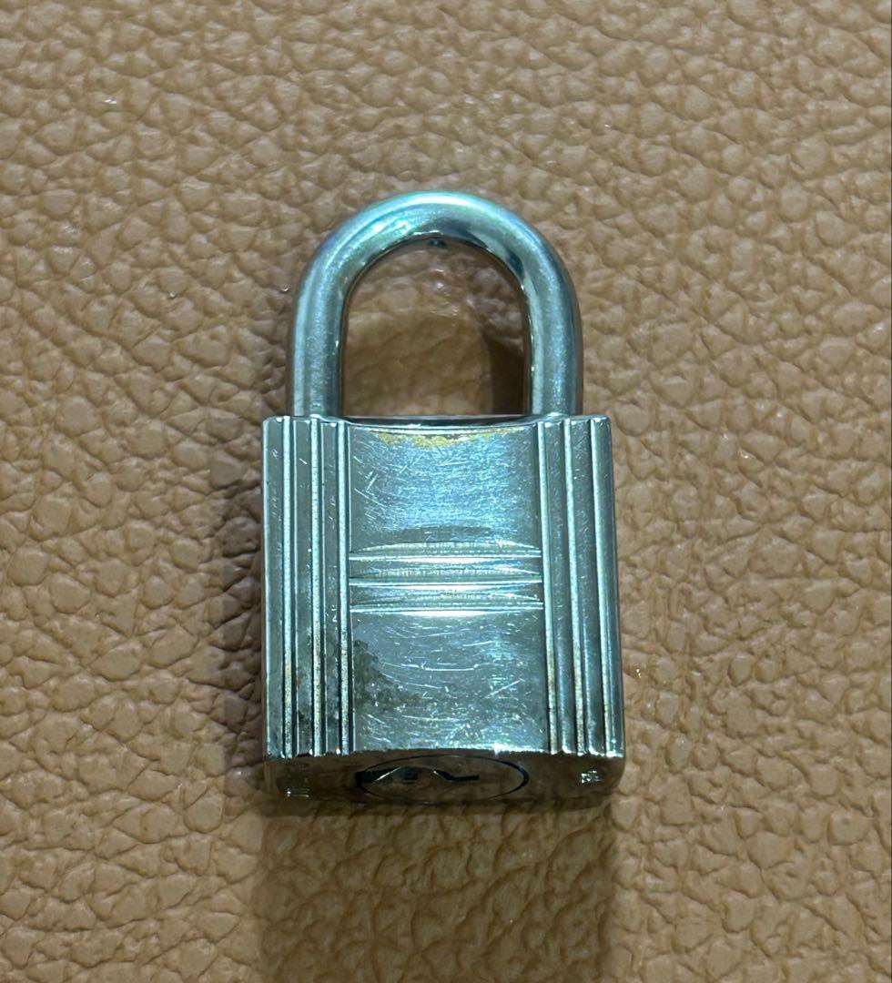 正規品　HERMES エルメス　カデナ　キー　鍵　パドロック