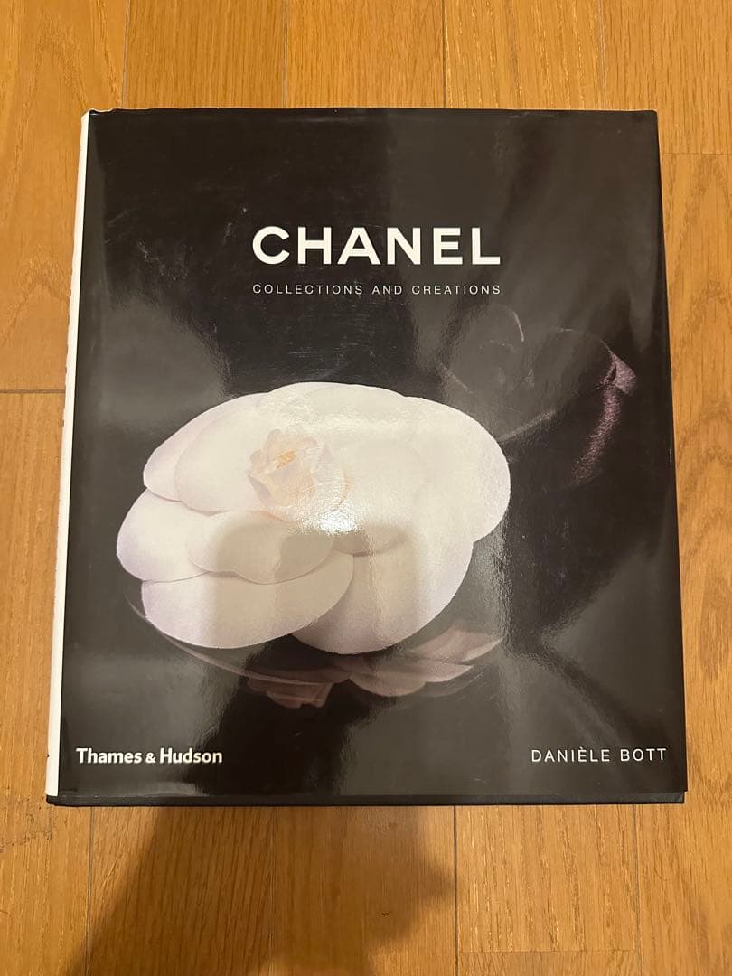 CHANEL シャネル　洋書　ビジュアルブック