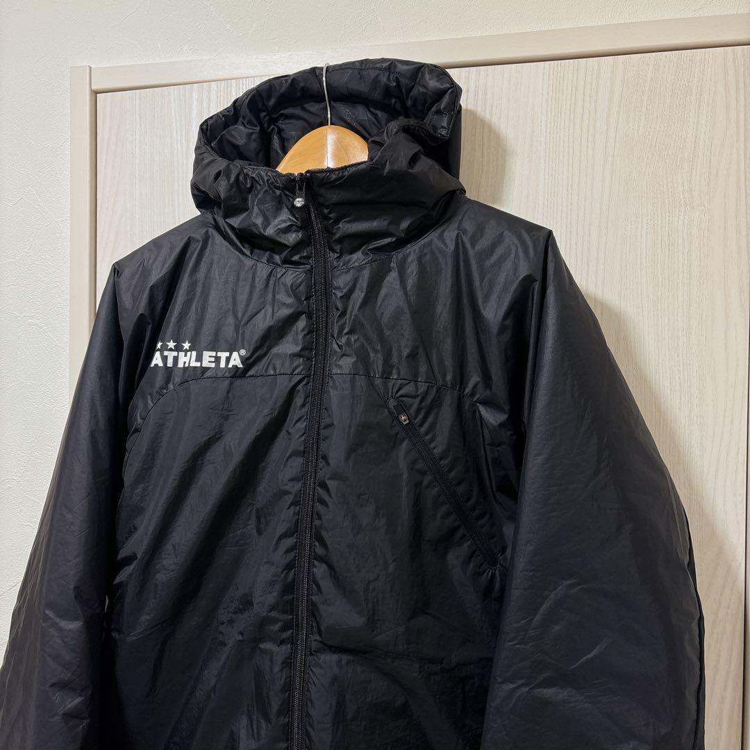美品　ATHLETA ナイロンパーカー　ナイロンジャケット　中綿入り　アウター