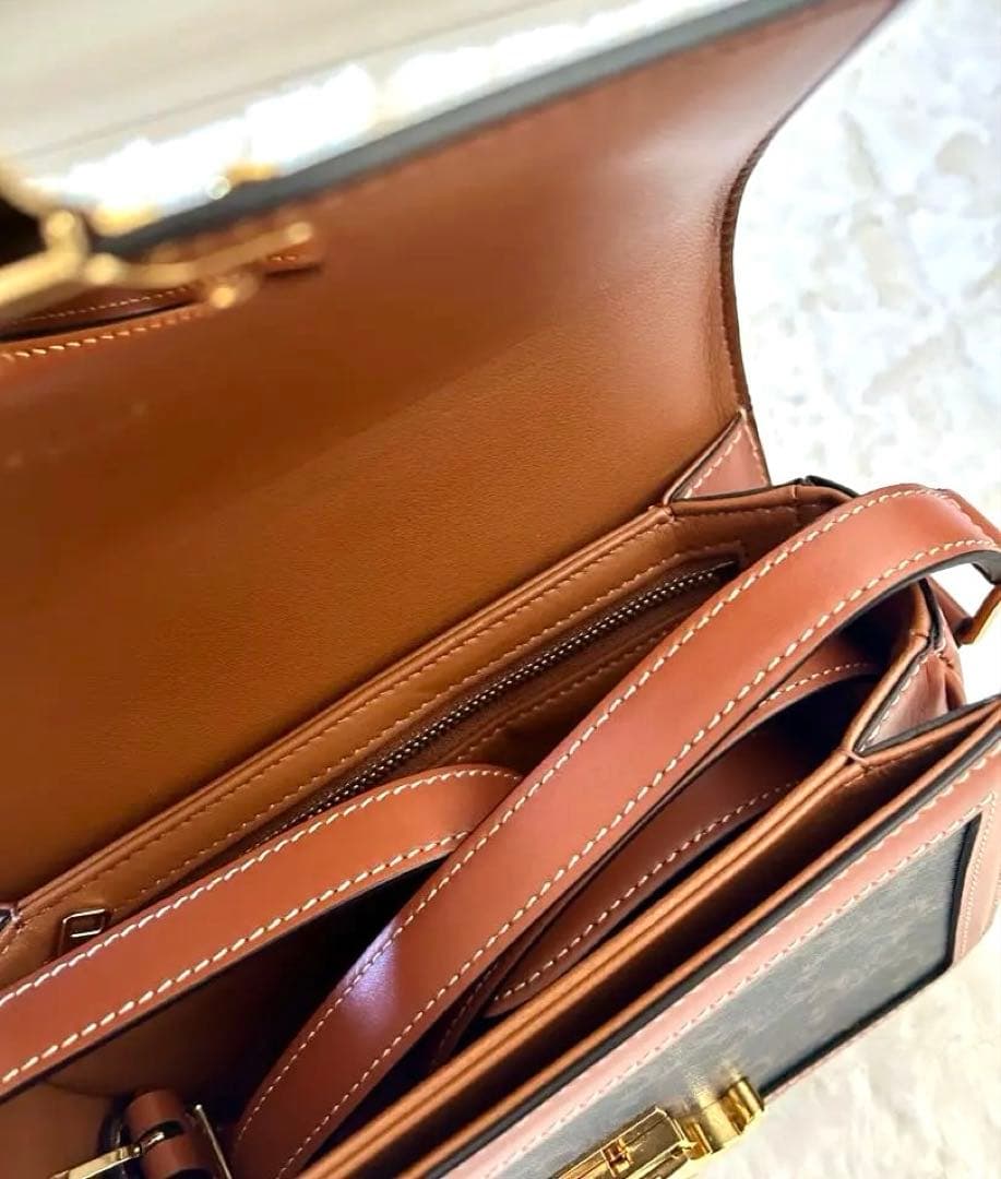 【衝撃価格】新品CELINE セリーヌ ティーン トリオンフ　バッグ　正規品