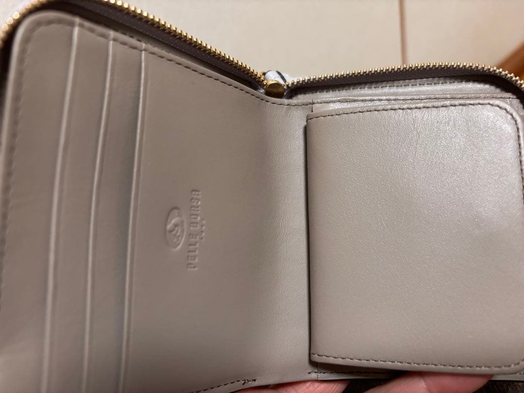 ペレボルサL字ファスナーミニ財布