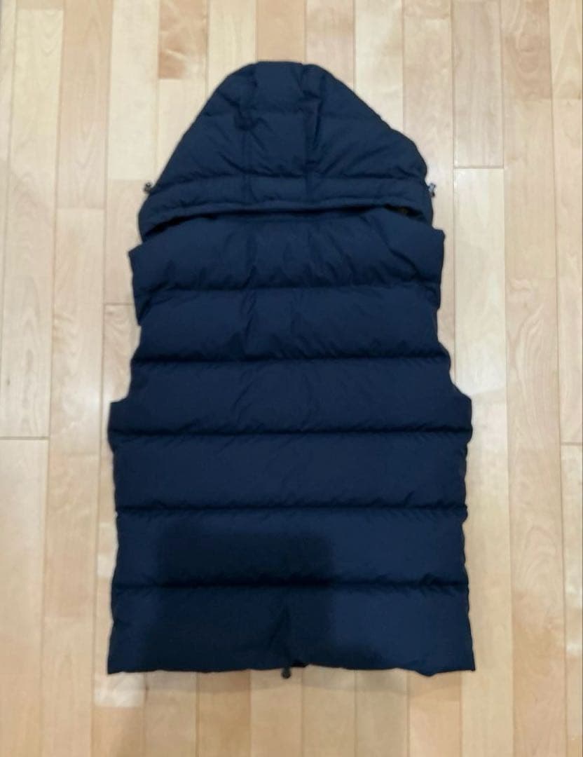 PYRENEX ピレネックレス　ダウンベスト ネイビー　紺色