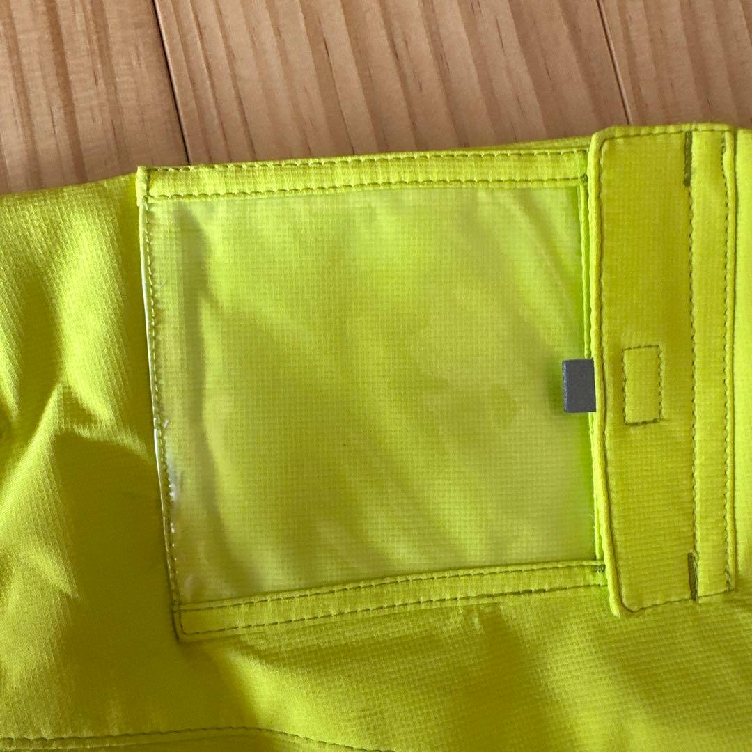 デサント　美品　　セットアップ　上下　スキーウェア　150男の子　女の子