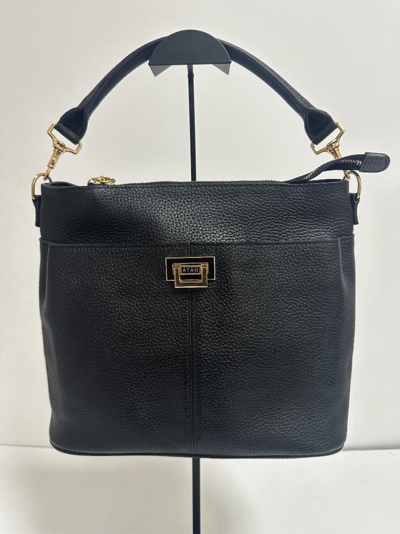 ATAO ブラックレザー ショルダーバッグ
