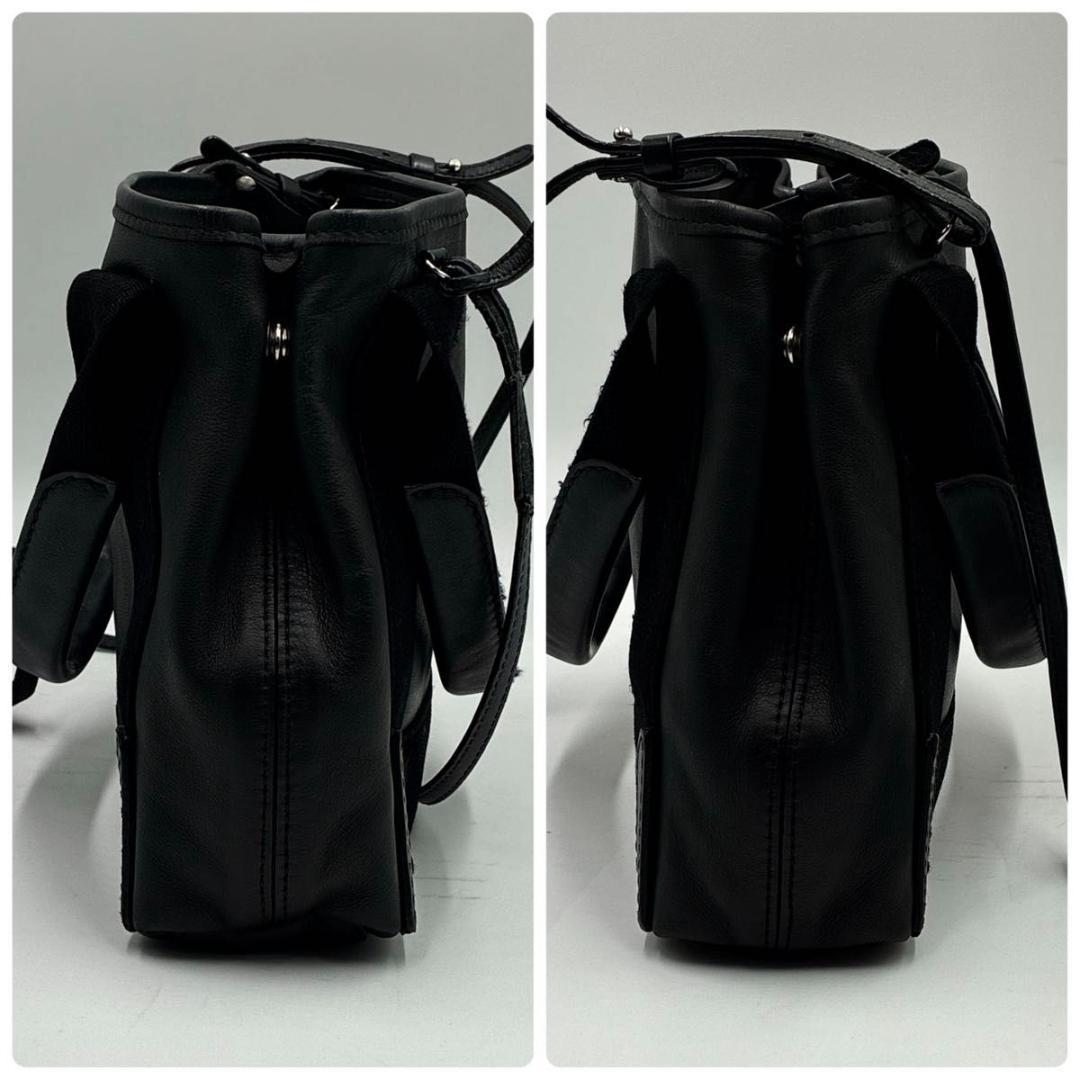 ♡Ria♡　バレンシアガ ネイビーカバス XS パンチングロゴ レザー