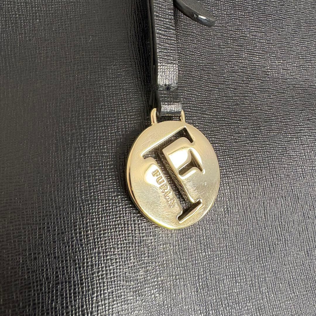 ◎美品◎ FURLA SALLY フルラ サリー ブラックトートバッグ