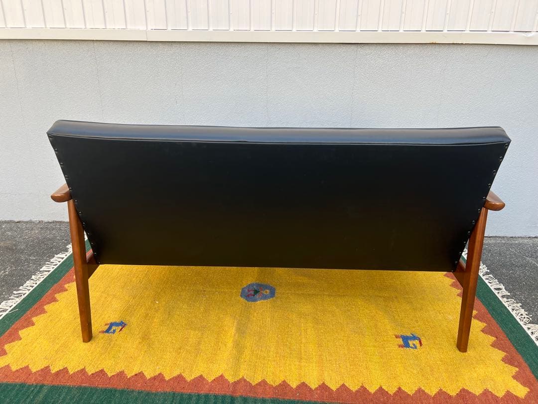 ( ◠‿◠ )　カリモク60　Kチェア2シーター　スタンダードブラック