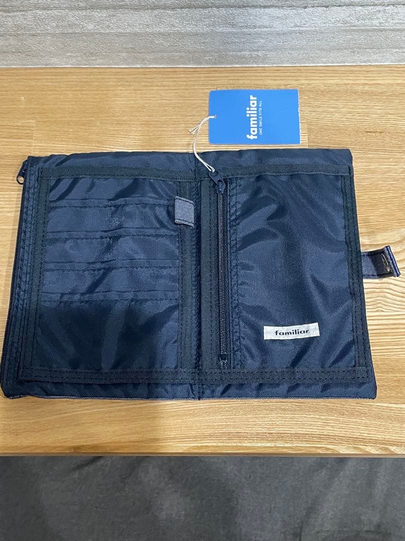 ファミリア　マルチケース