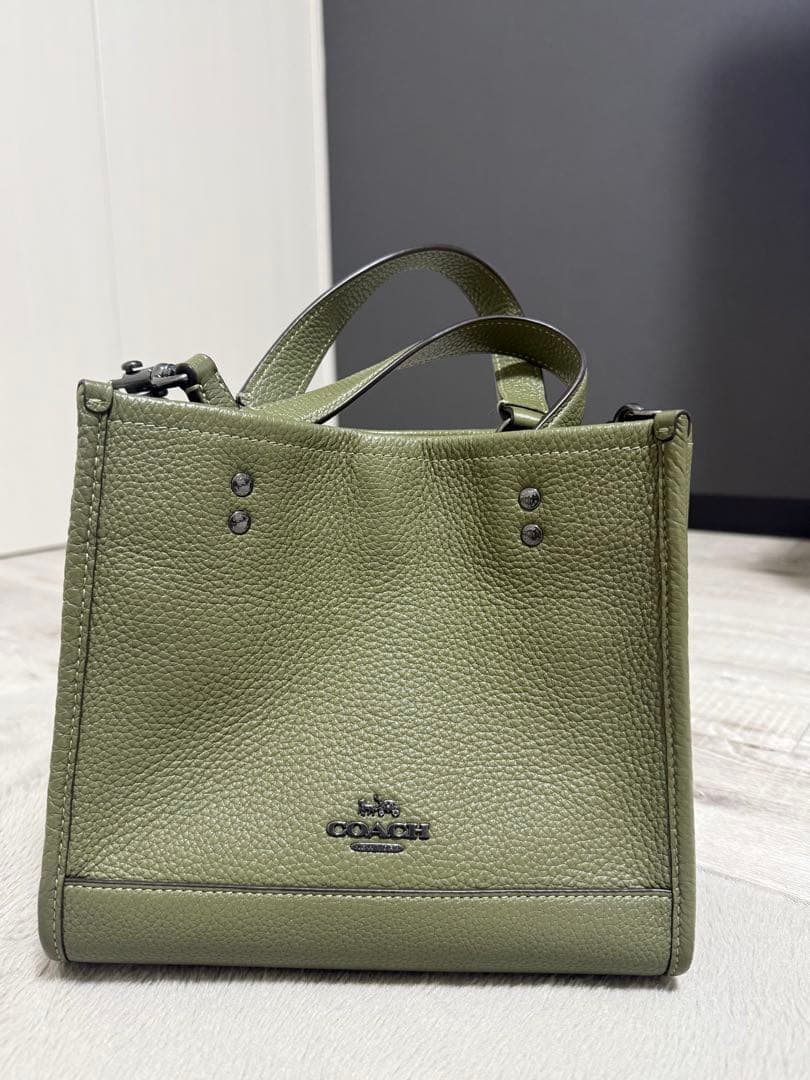 COACH オリーブグリーン ショルダーバッグ デンプシートート