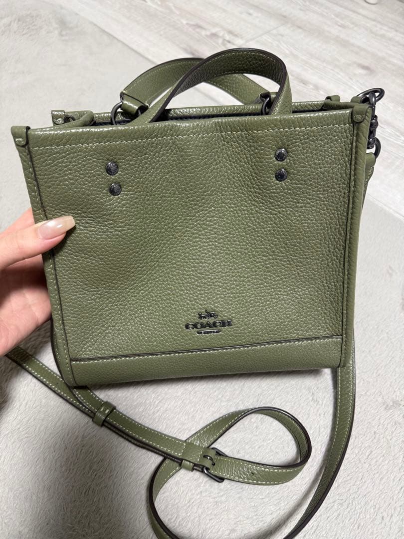 COACH オリーブグリーン ショルダーバッグ デンプシートート