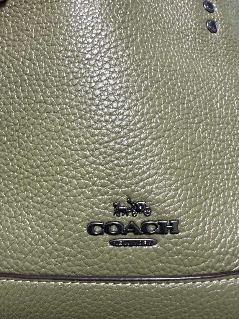 COACH オリーブグリーン ショルダーバッグ デンプシートート