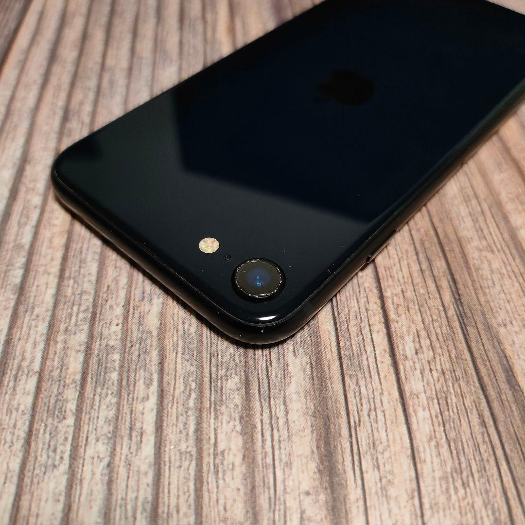 iPhone SE 第3世代 SIMフリー 64GB バッテリー92%