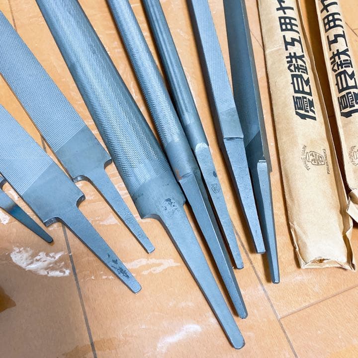 日本製 鉄工ヤスリ8本セット