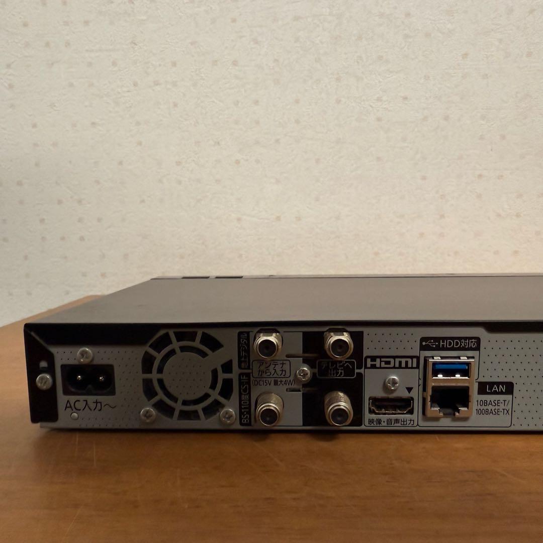 ● 美品 Panasonic ブルーレイディスクプレーヤー DMR-BW1050