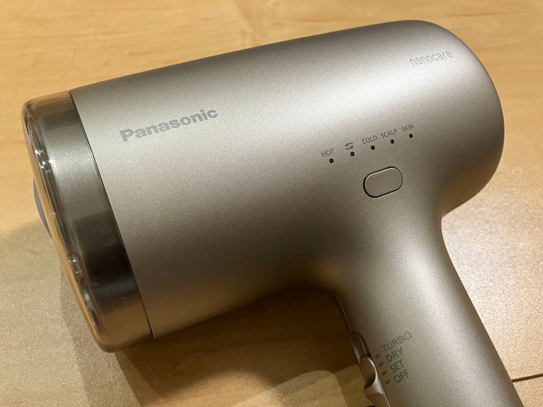 【最新モデル／ダメージケア】パナソニック ナノケア EH-NA9M｜ほぼ未使用
