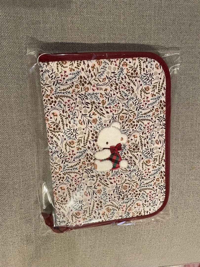 新品　ファミリア　母子手帳ケース　リバティ　レッド　bl マルチケース