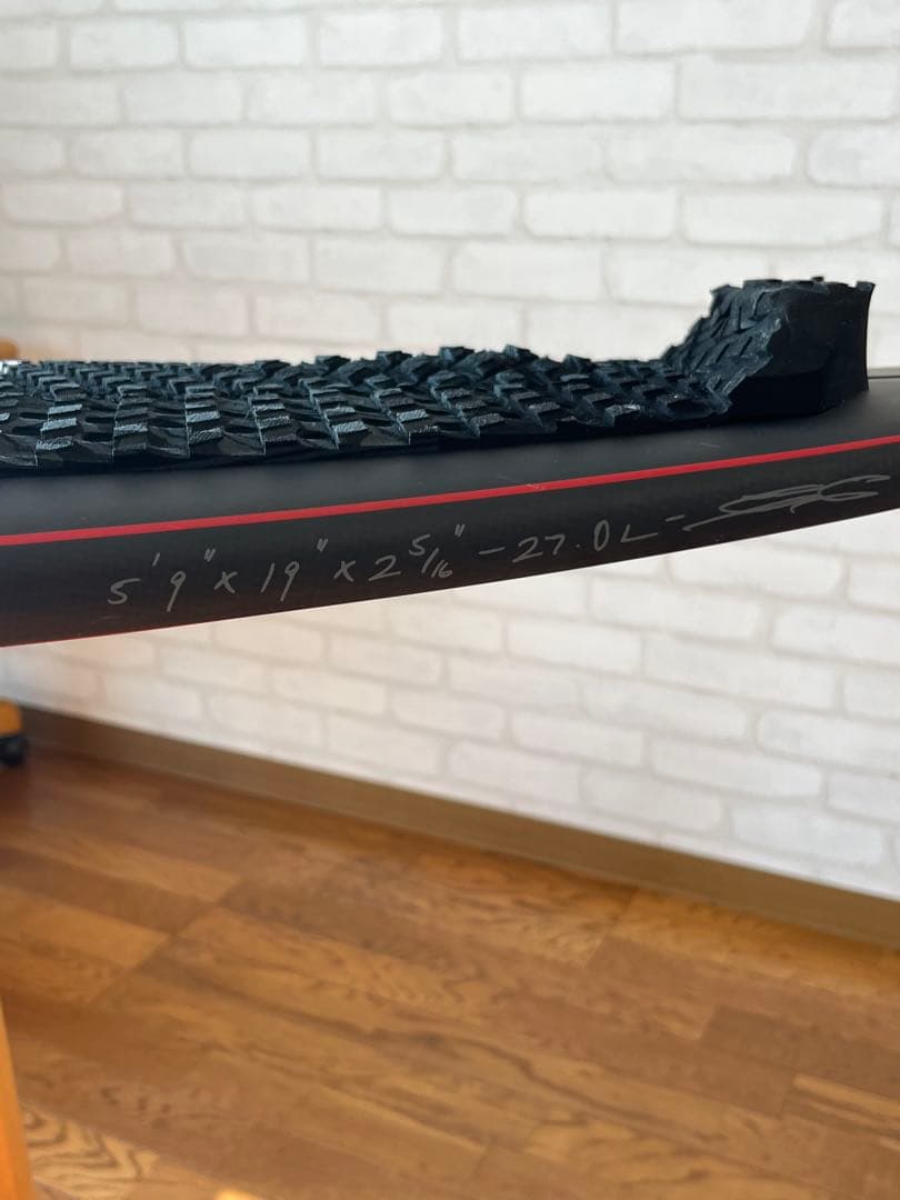 JS サーフボード　ゼログラビティ　カーボチューン5.9