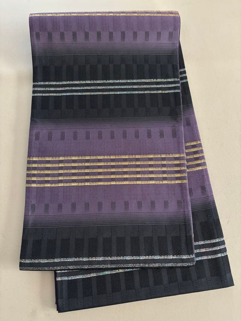 帯締めプレゼント/絹＋金属糸 吉野間道 黒×紫 袋帯 未使用同等 ガード加工